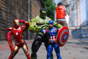 Hulk & İron Man & Kaptan America 
